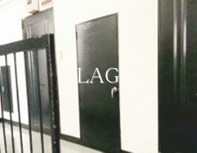 玄関　玄関です。