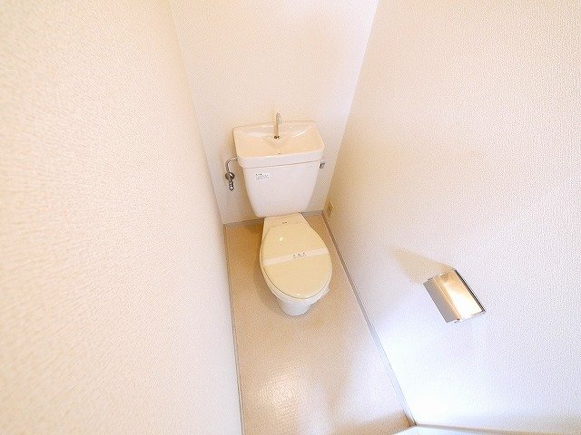 トイレ　トイレもきれいです