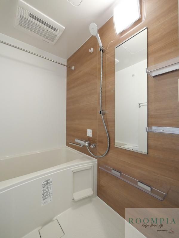 バス・シャワールーム　バス