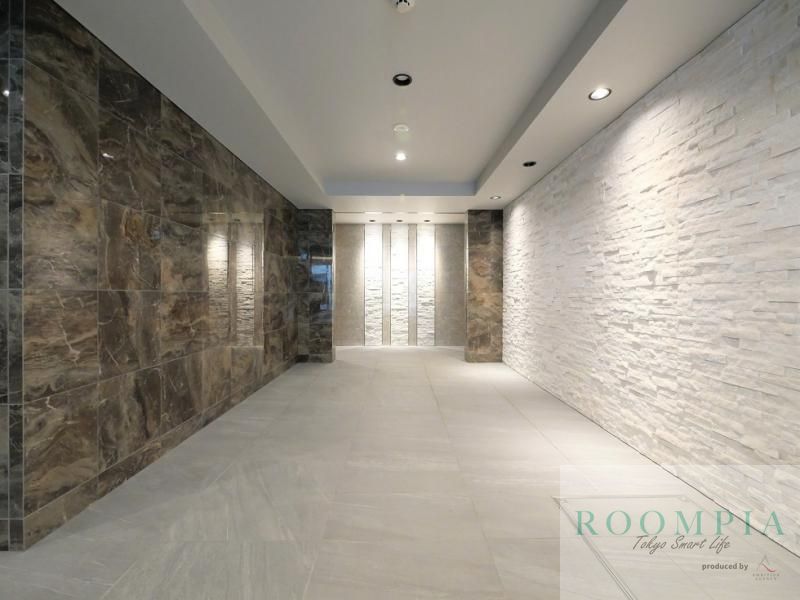 エントランス　エントランス