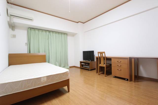 居室・リビング　広々リビング