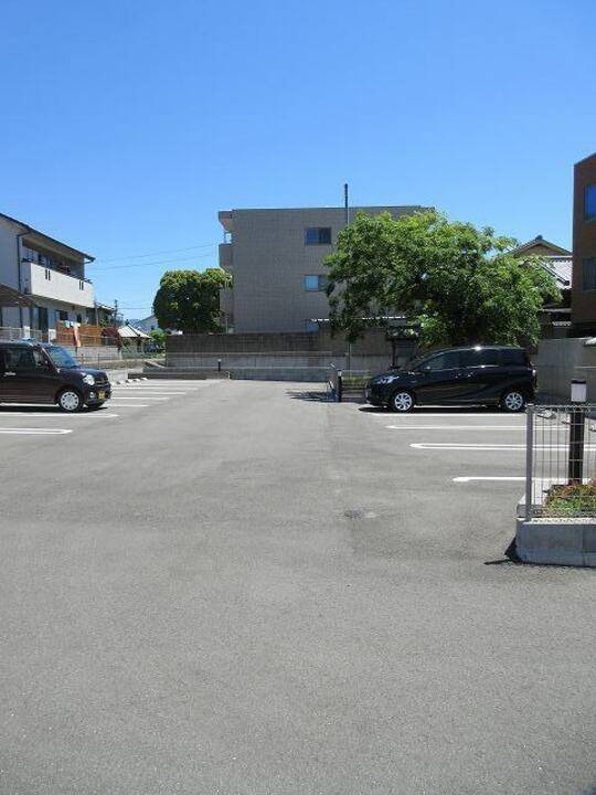 その他共有部分　駐車場