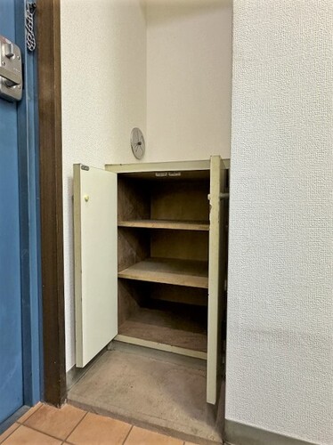 玄関　玄関、下足入　※前回募集時2024年1月撮影