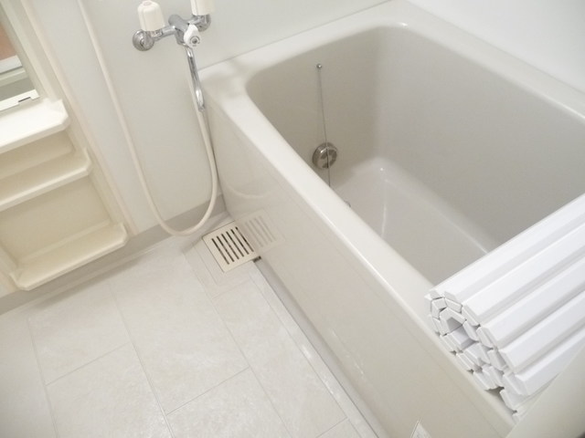 バス・シャワールーム　参考写真（当建物別部屋のものです）