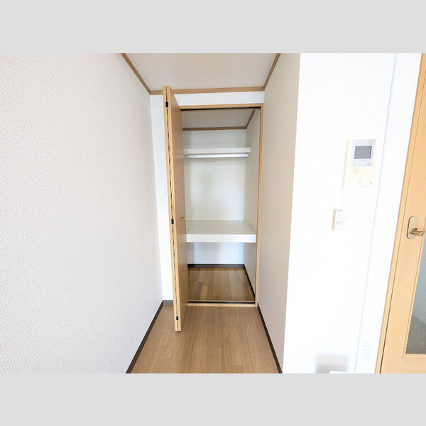 収納　クローゼット