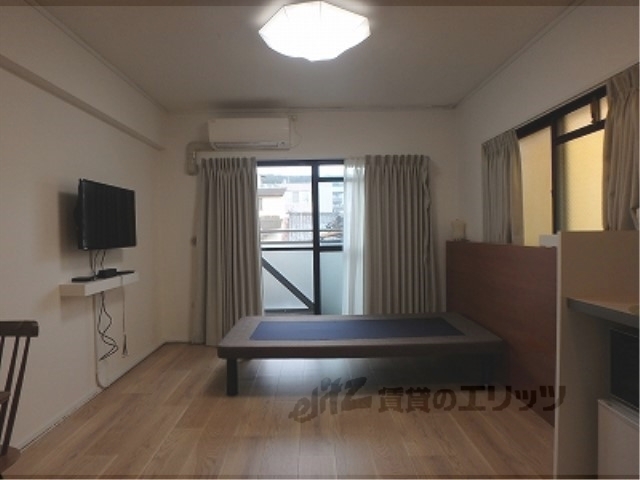 居室・リビング　洋室