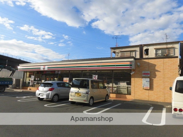 コンビニ　セブンイレブン（コンビニ）まで383m