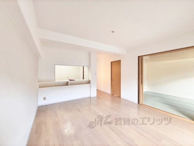 居室・リビング　リビング