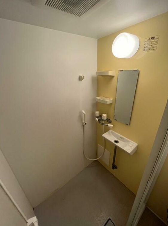 バス・シャワールーム　シャワー派のあなたに！