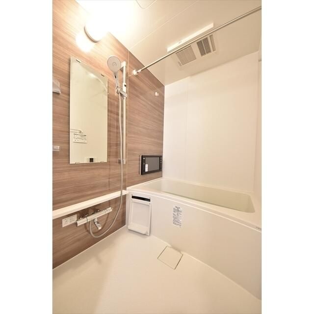 バス・シャワールーム　ゆったり過ごせるお風呂です