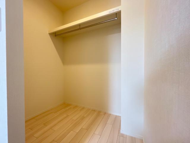 収納　ウォークインクローゼット