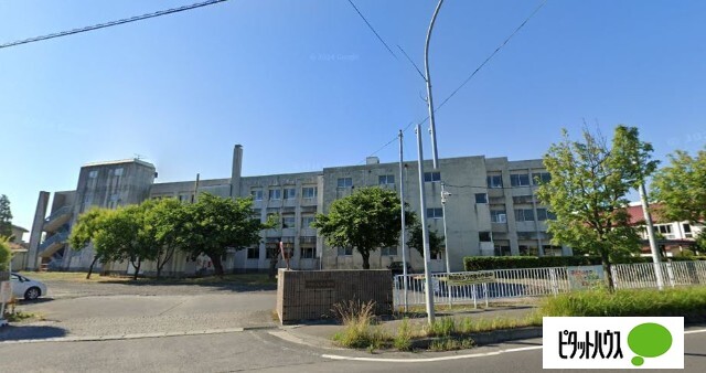 小学校　八戸市立八戸小学校（小学校）まで733m