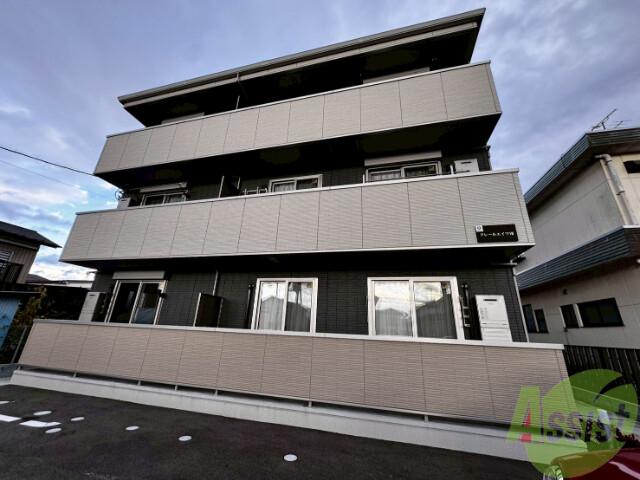 建物外観　外観３