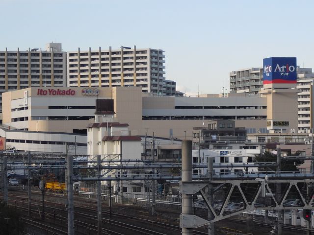 ショッピングセンター　アリオ川口（ショッピングセンター）まで500m