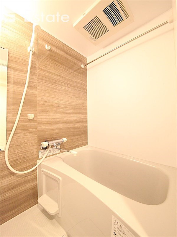 バス・シャワールーム　バスルーム