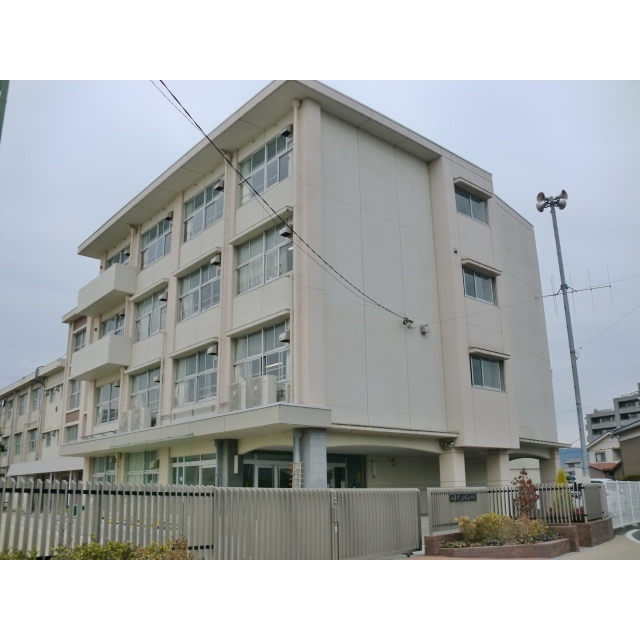 小学校　則武小学校　　４０（小学校）まで1100m