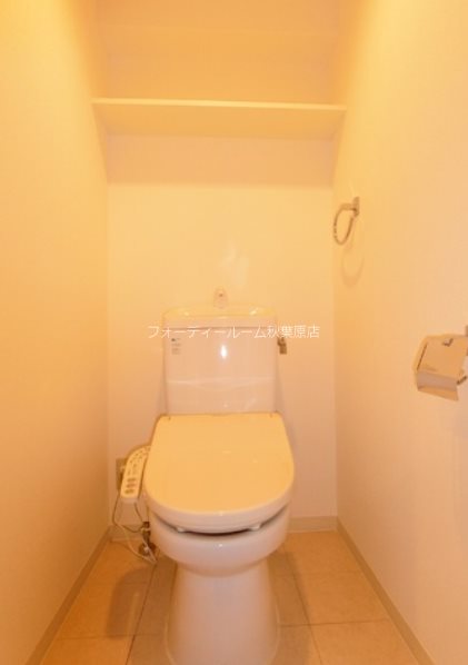 トイレ　別号室参考写真