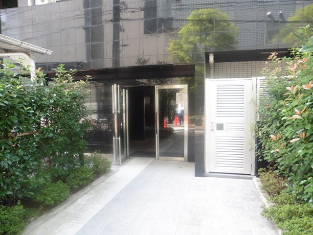 エントランス　エントランス