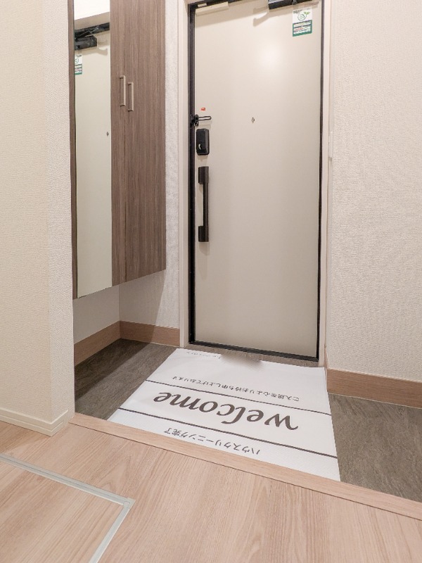 玄関　図面と現状に相違がある場合には現状を優先