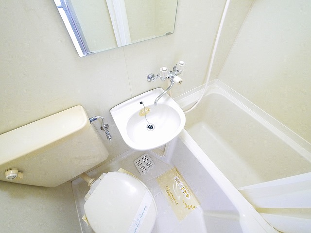 洗面設備　使いやすい洗面所です