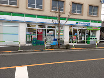 コンビニ　ファミリーマート 滝野川一丁目店（コンビニ）まで396m