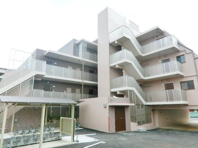 建物外観　お部屋探しは株式会社　タウンハウジング　までお気軽にお問合…