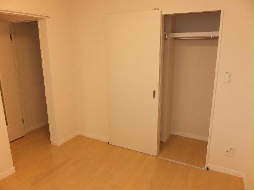 居室・リビング　洋室　【クローゼット】