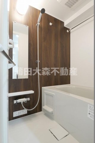 バス・シャワールーム　追焚+浴室乾燥機付きのお風呂　バスルーム