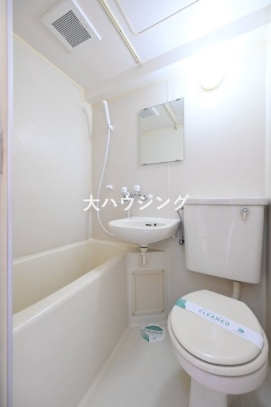 バス・シャワールーム