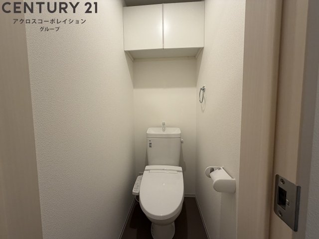 トイレ　温水洗浄便座