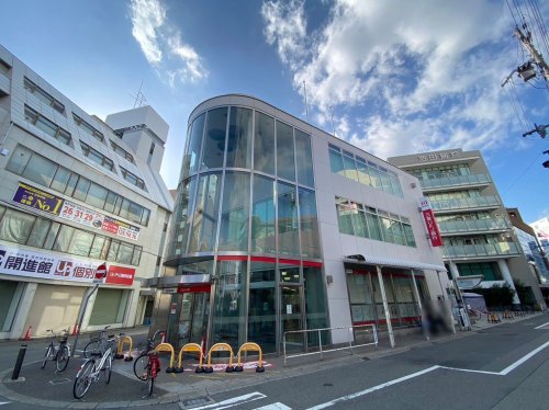 銀行　三菱ＵＦＪ銀行　塚口支店（銀行）まで206m