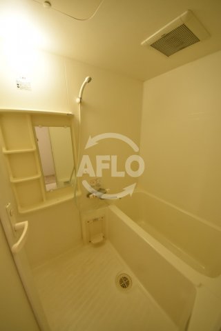 バス・シャワールーム　エスタブレ南森町　浴室