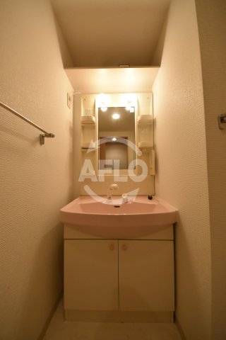 洗面設備　エスタブレ南森町　独立洗面台