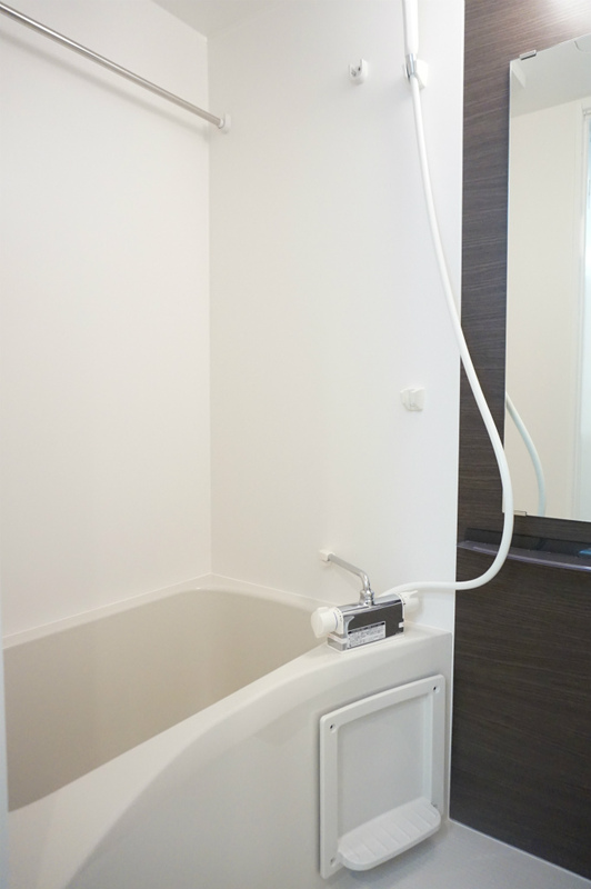 バス・シャワールーム　ゆったり過ごせるお風呂です