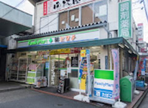 コンビニ　ファミリーマート薬ヒグチ亀戸東口店（コンビニ）まで312m