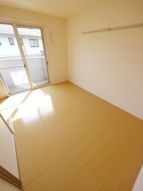 その他部屋・スペース　★６帖の洋室★