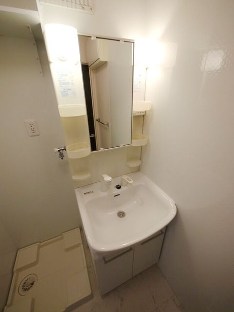 洗面設備　★独立洗面台の様子★