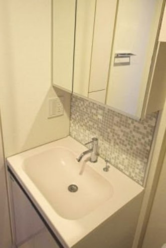 洗面設備　パークキューブ大井町レジデンス（別部屋参考画像）