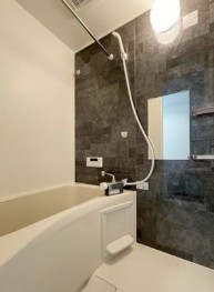 バス・シャワールーム　同施工参考写真となります