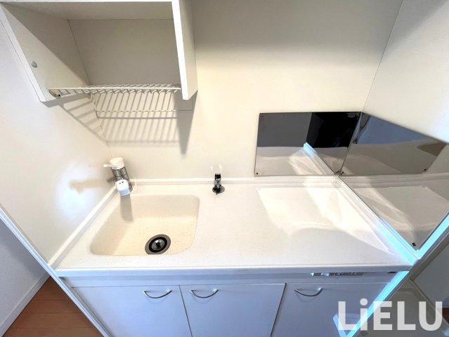 キッチン　同シリーズ物件のモデルルームになります※現況優先