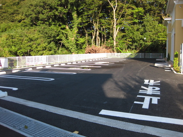 駐車場　駐車場