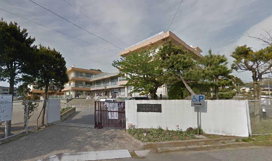 小学校　土浦市立大岩田小学校（小学校）まで1485m