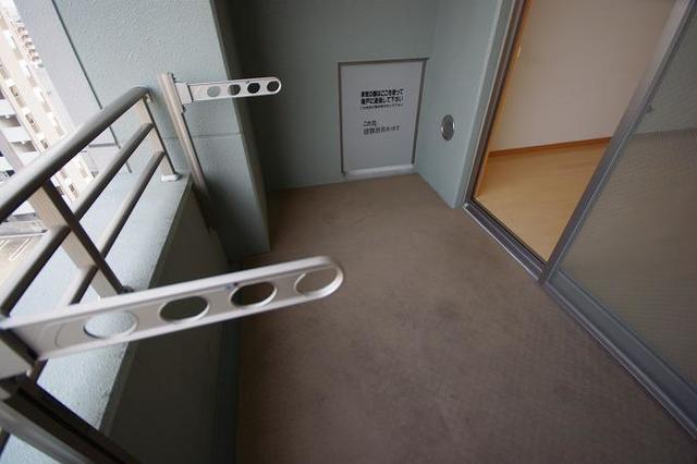 バルコニー　バルコニー