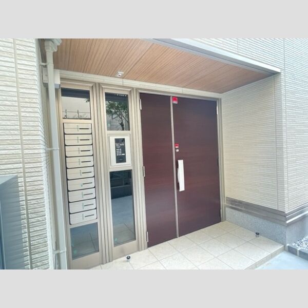 エントランス　エントランス