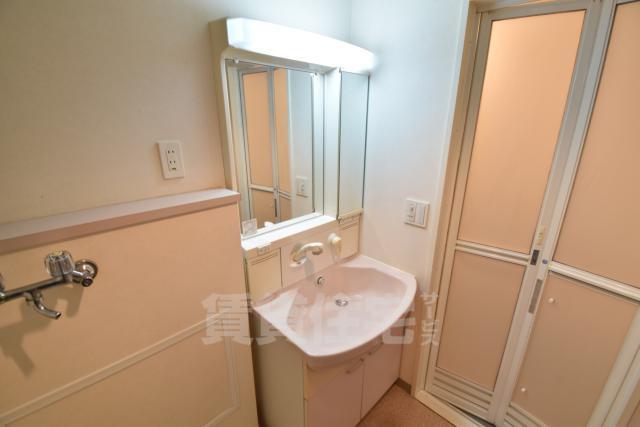 洗面設備　独立洗面台