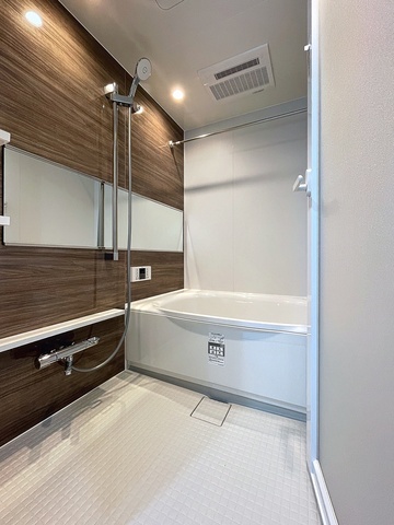 バス・シャワールーム