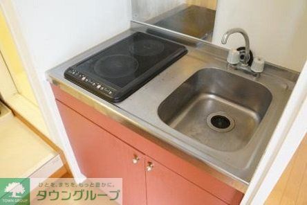 キッチン　設備・仕様は号室により異なる為、現況を優先致します。