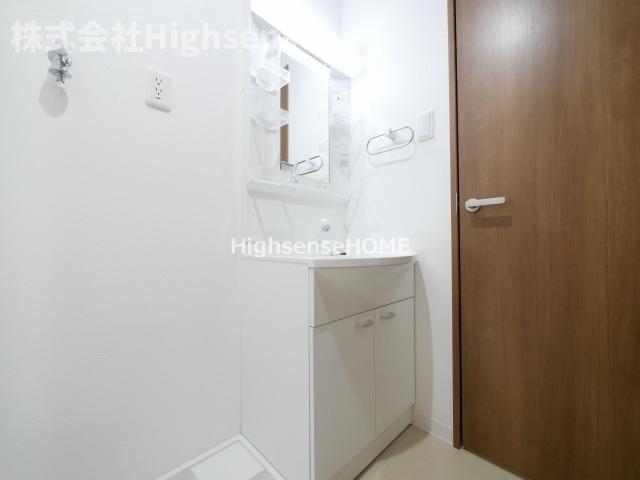 洗面設備　広い洗面スペース