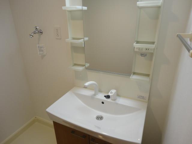 洗面設備　洗髪洗面化粧台