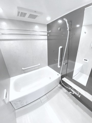 バス・シャワールーム　風呂